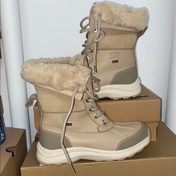 UGG Shoes - UGG ADIRONDACK BOOT